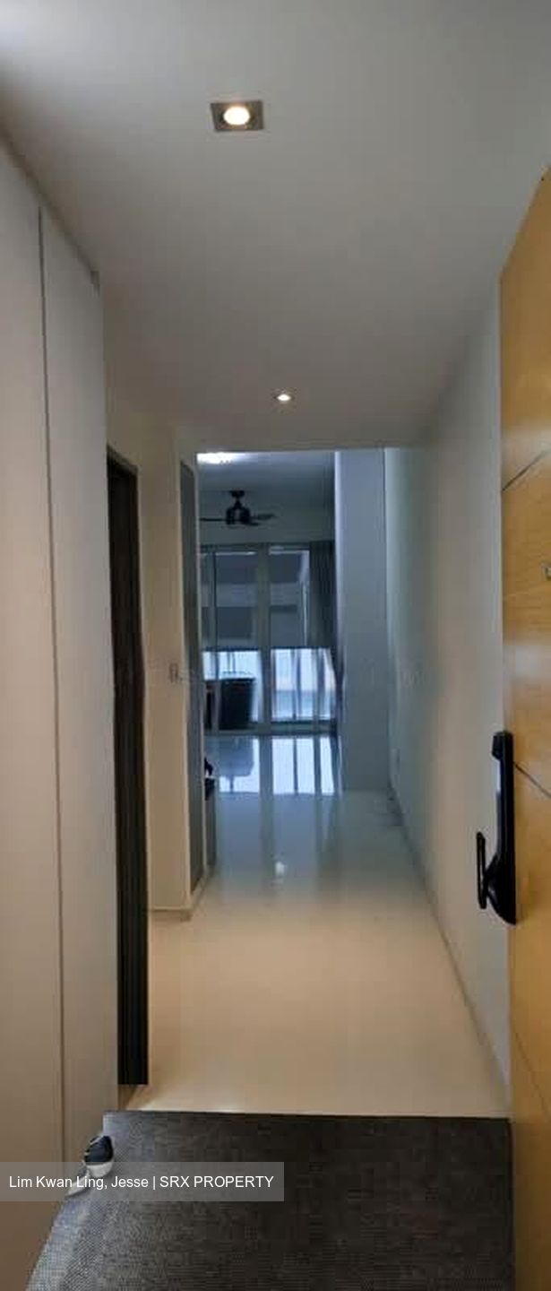 Vacanza @ East (D14), Condominium #594113701